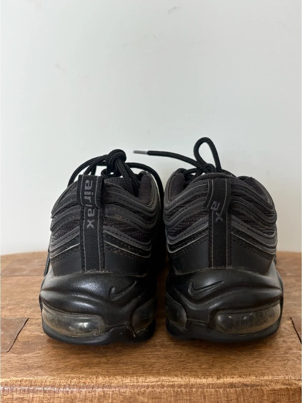 Nike Air Max 97 Womens Triple Black Athletic Sneakers Size 7